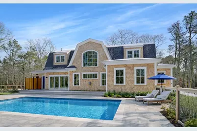 9 Marthas Way, Edgartown, MA 02539 - Photo 2