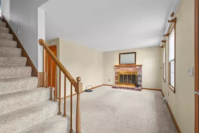 42 Sewell St, Brockton, MA 02301 - Photo 6