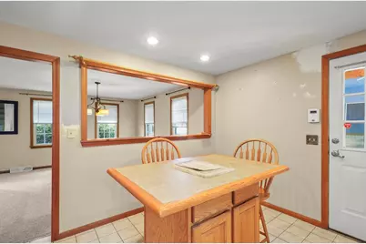 42 Sewell St, Brockton, MA 02301 - Photo 10