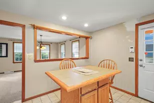 42 Sewell St, Brockton, MA 02301 - Photo 10