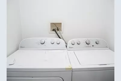 237 W Third #1, Boston, MA 02127 - Photo 8