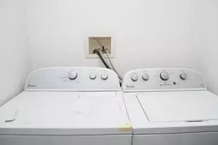 237 W 3rd, Boston, MA 02127 - Photo 8