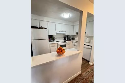 180 Main St #1202, Bridgewater, MA 02324 - Photo 8
