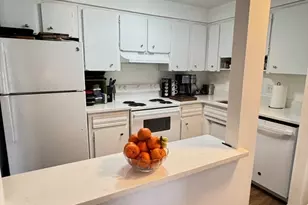 180 Main St, Bridgewater, MA 02324 - Photo 8