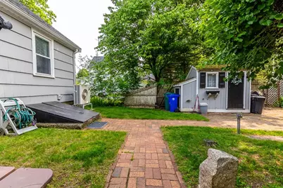 40 Benefit St, Attleboro, MA 02703 - Photo 24