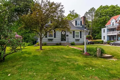 40 Benefit St, Attleboro, MA 02703 - Photo 2