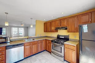 13-15 Torrey St, Boston, MA 02124 - Photo 2