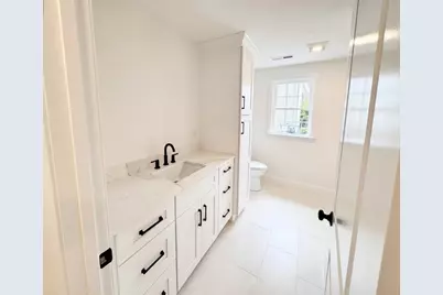733 Monponsett St, Hanson, MA 02341 - Photo 18