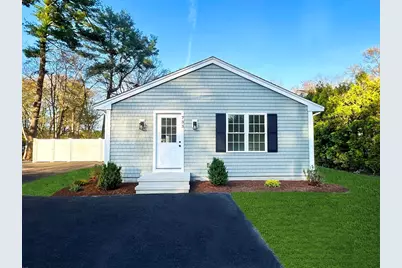 733 Monponsett St, Hanson, MA 02341 - Photo 2