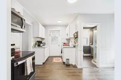 428 Prospect St, Norwood, MA 02062 - Photo 4