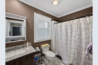 9 Hood St, Saugus, MA 01906 - Photo 18