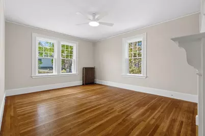 10 Oak Bluff St, Medford, MA 02155 - Photo 26