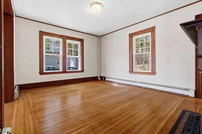 10 Oak Bluff St, Medford, MA 02155 - Photo 12