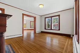 10 Oak Bluff St, Medford, MA 02155 - Photo 14