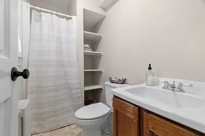 10 Oak Bluff St, Medford, MA 02155 - Photo 22