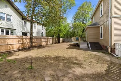 10 Oak Bluff St, Medford, MA 02155 - Photo 38
