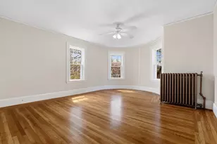 10 Oak Bluff St, Medford, MA 02155 - Photo 24