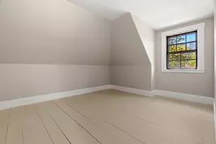 10 Oak Bluff St, Medford, MA 02155 - Photo 30