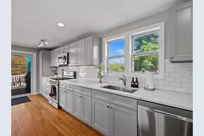 5 Bradford Ter, Saugus, MA 01906 - Photo 14