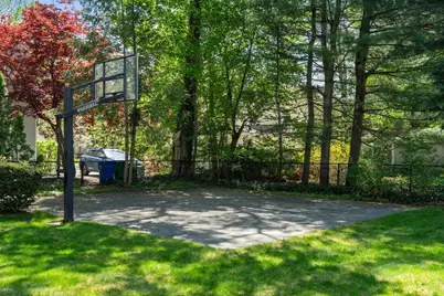 322 Cabot St, Newton, MA 02460 - Photo 36