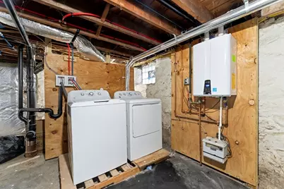 22 Frank St, Worcester, MA 01604 - Photo 30