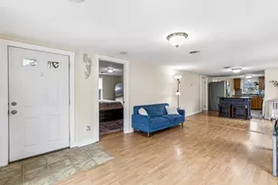 126 Ocean View Ave, Swansea, MA 02777 - Photo 6