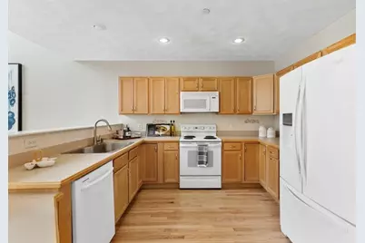 12 Ship Ave #1, Medford, MA 02155 - Photo 8