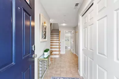 12 Ship Ave #1, Medford, MA 02155 - Photo 4