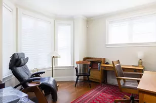 39 Charles St, Newton, MA 02466 - Photo 8