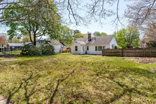 20 Rayburn Rd, Stoughton, MA 02072 - Photo 4
