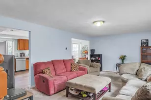 49 Steeple Chase Cir, Attleboro, MA 02703 - Photo 8