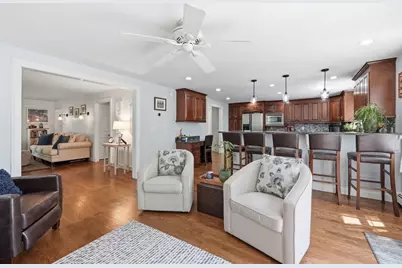 28 Saxon Rd, Worcester, MA 01602 - Photo 8