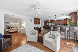 28 Saxon Rd, Worcester, MA 01602 - Photo 8