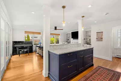18 Rose Ave, Marblehead, MA 01945 - Photo 8