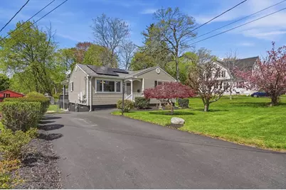 7 Park Villa Avenue, Worcester, MA 01606 - Photo 2