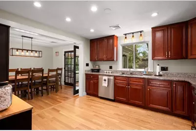 18 Aurele Cir, Reading, MA 01867 - Photo 12