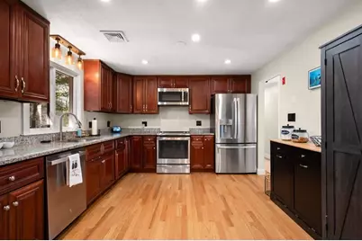 18 Aurele Cir, Reading, MA 01867 - Photo 10