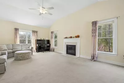 49 Brookmeadow Ln, Grafton, MA 01560 - Photo 2