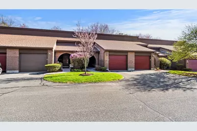 7 Aspen Ln #7, Peabody, MA 01960 - Photo 1