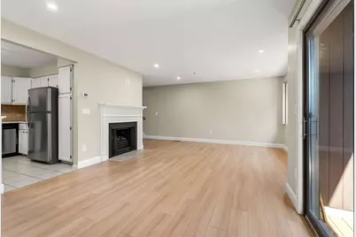 7 Aspen Ln #7, Peabody, MA 01960 - Photo 6