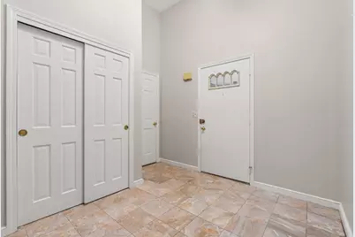 7 Aspen Ln #7, Peabody, MA 01960 - Photo 4