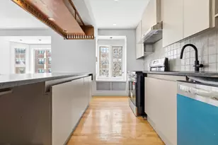 298 Columbus Ave, Boston, MA 02116 - Photo 8