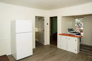 518 Cottage St, New Bedford, MA 02740 - Photo 10