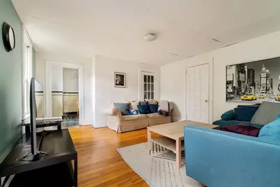 295 Beacon St, Somerville, MA 02143 - Photo 2