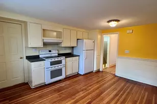 16 Pearl St, Weymouth, MA 02191 - Photo 6