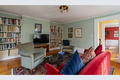 636 Green #636, Cambridge, MA 02139 - Photo 4