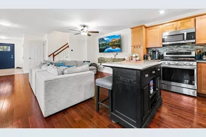 7 Mount Vernon St #7, Haverhill, MA 01830 - Photo 4