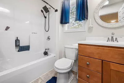 7 Mount Vernon St #7, Haverhill, MA 01830 - Photo 16