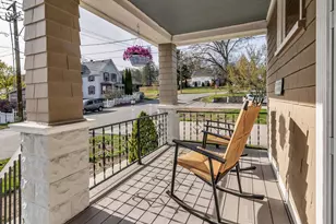 19 Forest St, Haverhill, MA 01832 - Photo 4