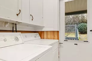 54 Edgecliff Rd, Watertown, MA 02472 - Photo 16